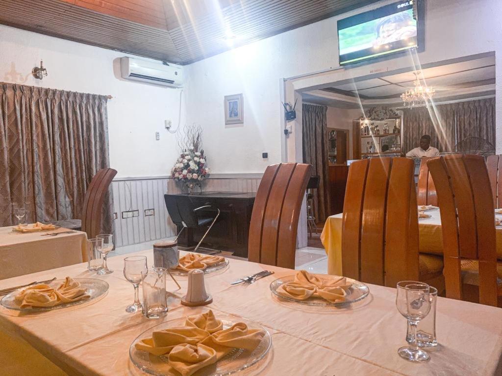 Hill View Hotel West Airport Akra Zewnętrze zdjęcie