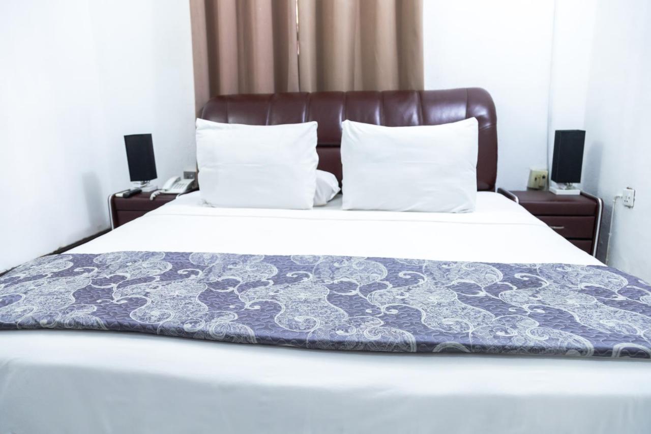 Hill View Hotel West Airport Akra Zewnętrze zdjęcie